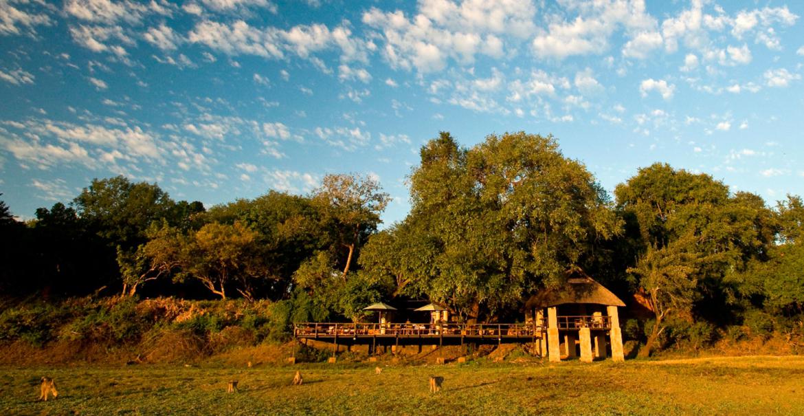Kapani Lodge, South Luangwa, Zambia