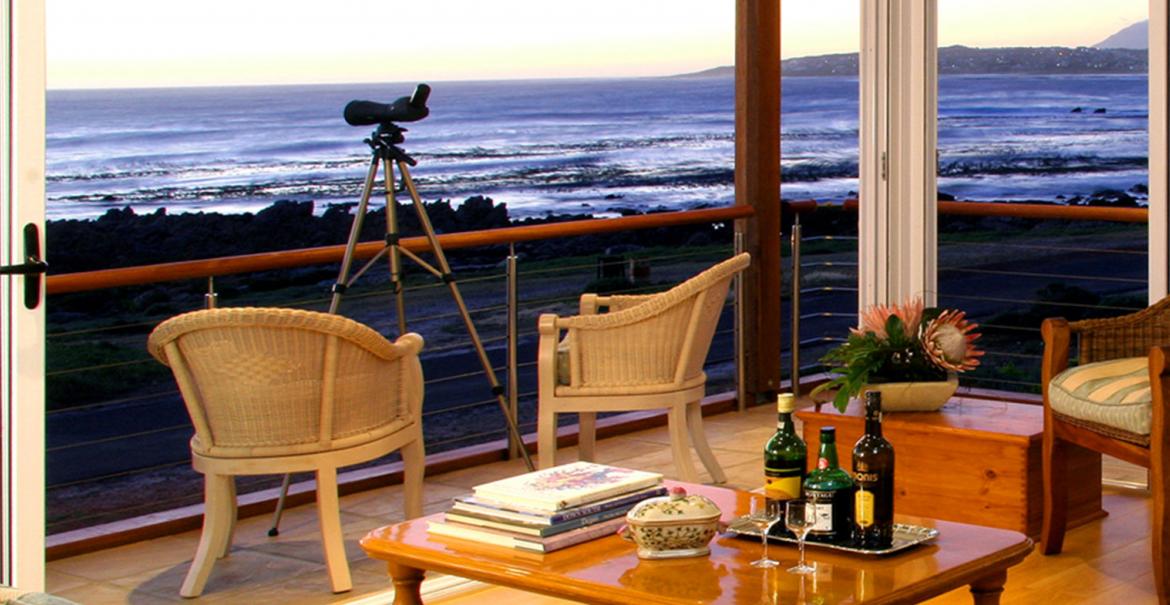 138 Marine Beachfront Guesthouse, Hermanus, South Africa