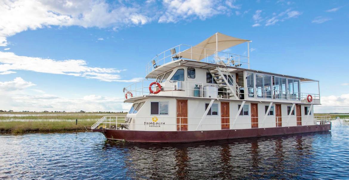 Pangolin Voyager Houseboat, Botswana