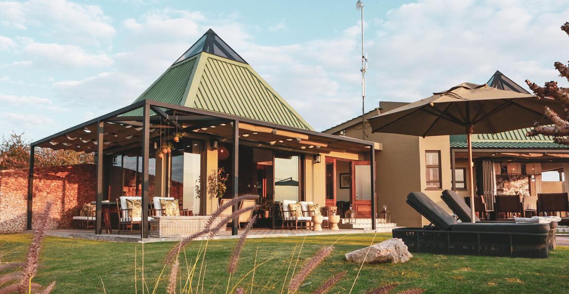 Otjiwa Mountain Lodge, Otjiwarongo, Waterberg, Namibia